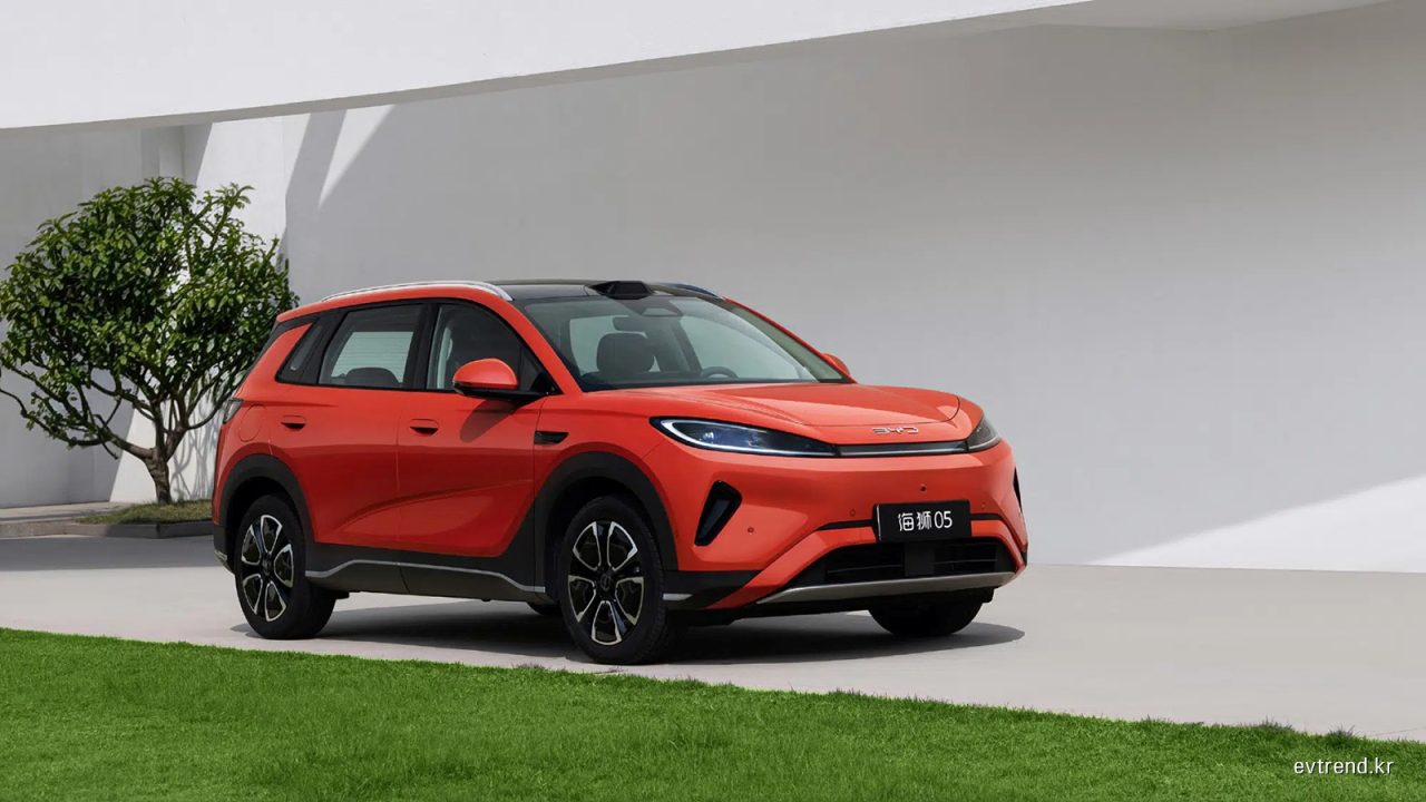 비야디 씨라이언 05, PHEV에 냉장고 넣고 EV엔 9분 충전 얹었다…2100만 원부터 imgi 35 byd sealion 05 launch 2