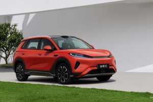 비야디 씨라이언 05, PHEV에 냉장고 넣고 EV엔 9분 충전 얹었다…2100만 원부터 imgi 35 byd sealion 05 launch 2