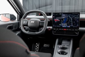 트렁크 441L로 ID.3 앞섰다…현대 아이오닉3, 숫자로 따진 경쟁력 imgi 36 Hyundai Ioniq 3 14 12