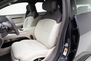 아바트 06T 왜건, 사전 판매 돌입…955마력에 EREV 합산 1,250km 6 아바트 06T 왜건, 사전 판매 돌입…955마력에 EREV 합산 1,250km imgi 41 1400x1050 EVTrend 6