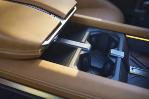 스카우트 신차 일정 다시 흔들…테라 2030년까지 밀릴 가능성 높아 imgi 43 scout traveler suv concept 100946557 h 22