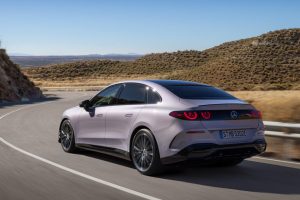 메르세데스-벤츠 전기 C-클래스 세계 최초 공개, WLTP 762km·10분 충전 325km imgi 6 mercedes benz c klasse 400 4matic weltpremiere 2026 3 1400x933 1 4