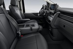 스타리아 일렉트릭, 800V에 듀얼 충전 포트까지…전기 MPV 새 기준 제시 imgi 81 img interior 13