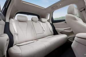 비야디 씨라이언 05, PHEV에 냉장고 넣고 EV엔 9분 충전 얹었다…2100만 원부터 imgi 84 byd sealion 05 launch 7 8