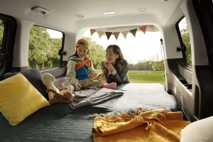 스타리아 일렉트릭, 800V에 듀얼 충전 포트까지…전기 MPV 새 기준 제시 imgi 85 staria electric tourer 14