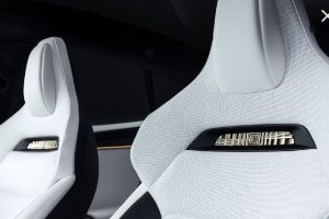 테슬라, 모델 S·X 단종 고별작 '시그니처 에디션' 출시… '럭스 패키지'에 FSD·무료 슈퍼차징까지 imgi 8 signature seats 7