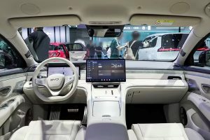 BYD 씰 08, 출시 임박…900km 전기 세단의 실체 6