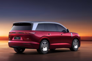 사전 예약 열흘 만에 10만 대... BYD 그레이트 탕 인기, 중국 대형 SUV 판이 달라진다 4