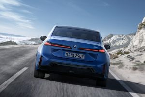 공개 3개월 만에 폭발적 반응…BMW i3 조기 판매 돌입 7